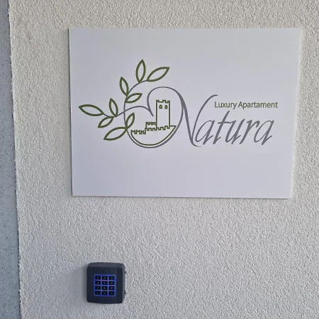 Luxury Natura 아파트